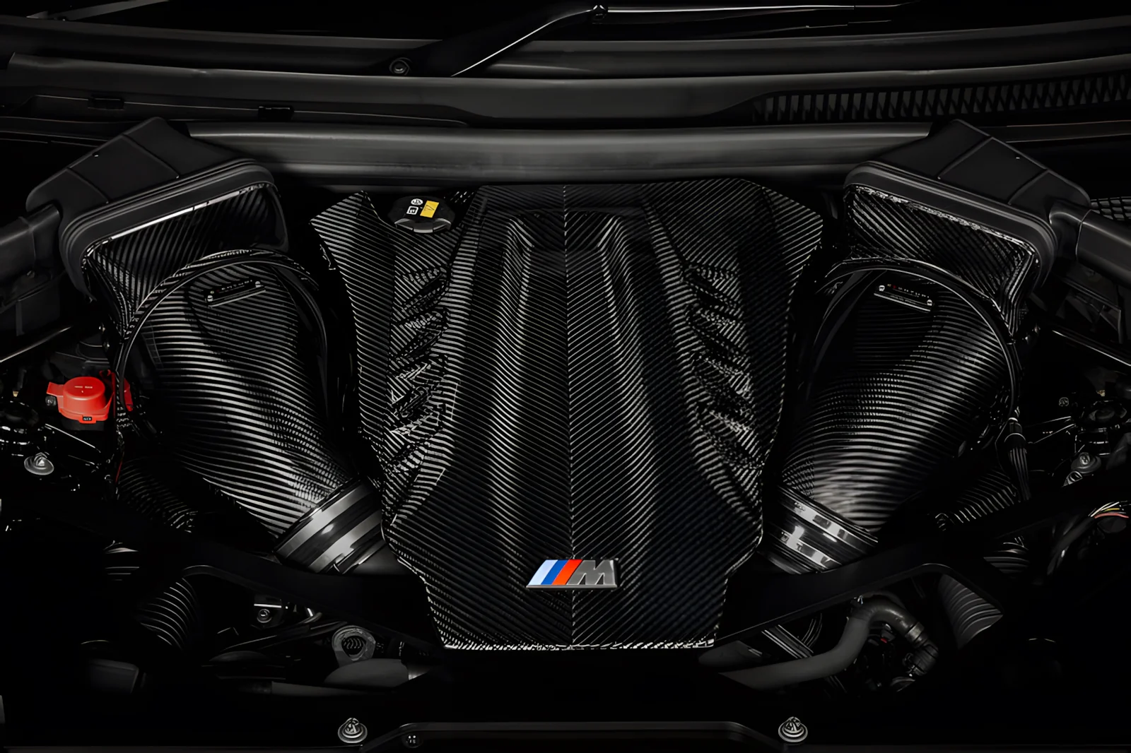 Eventuri BMW X5M/X6M/XM | Carbon Intake System with Engine Cover - Image 3