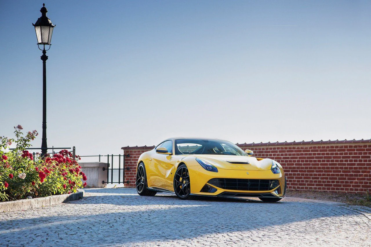 Ferrari F12 Berlinetta | Novitec Carbon Engine Bonnet Insert - Image 4