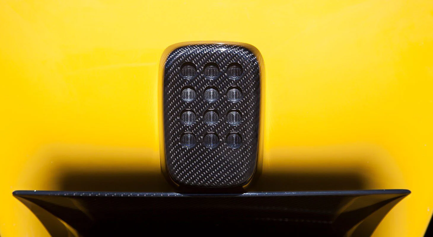 Ferrari F12 Berlinetta | Novitec Carbon Rear Fog Light Cover - Image 2