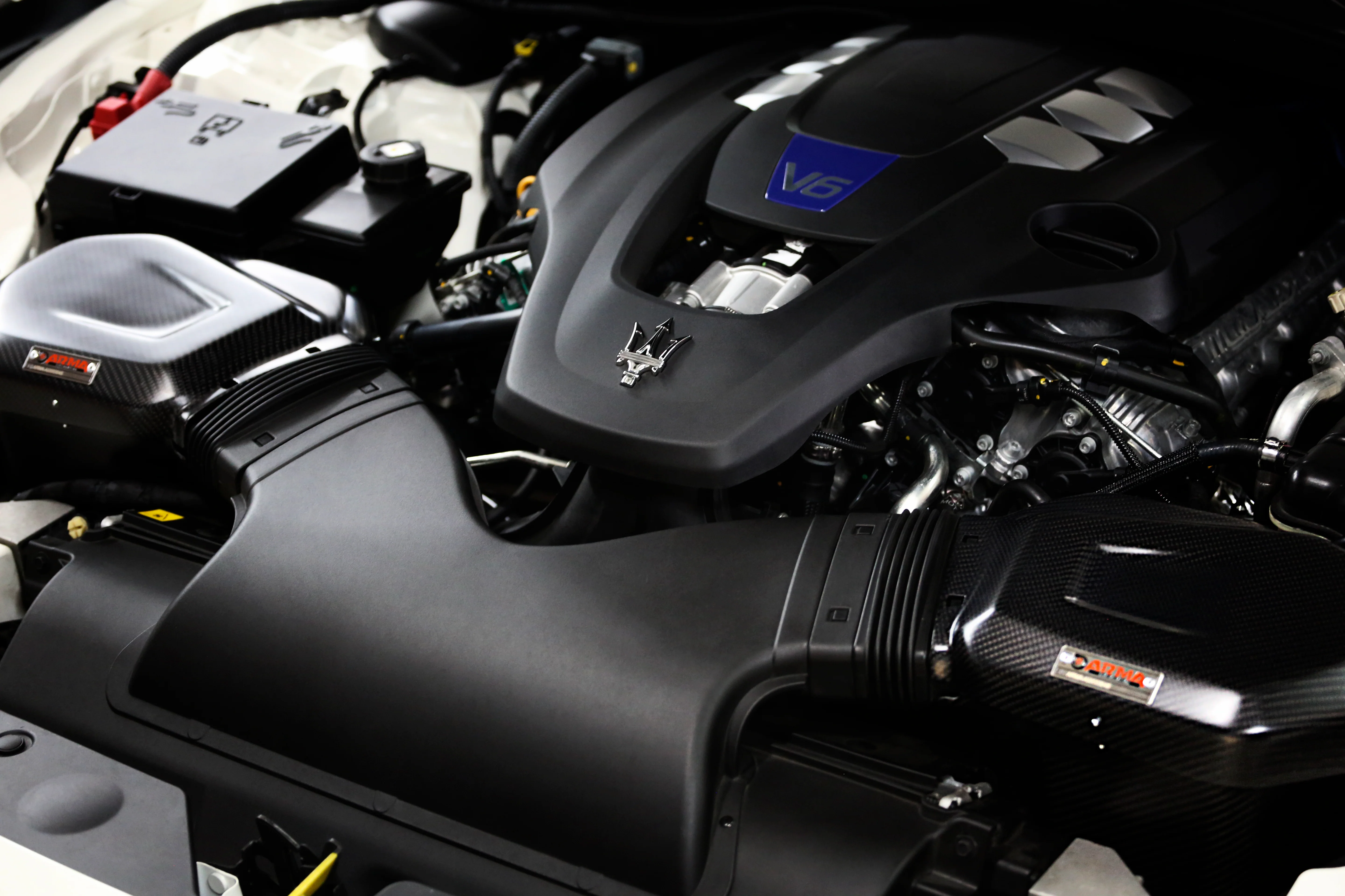 ARMASPEED MASERATI Ghibli / Quattroporte | Carbon Fiber Cold Air Intake - Image 2