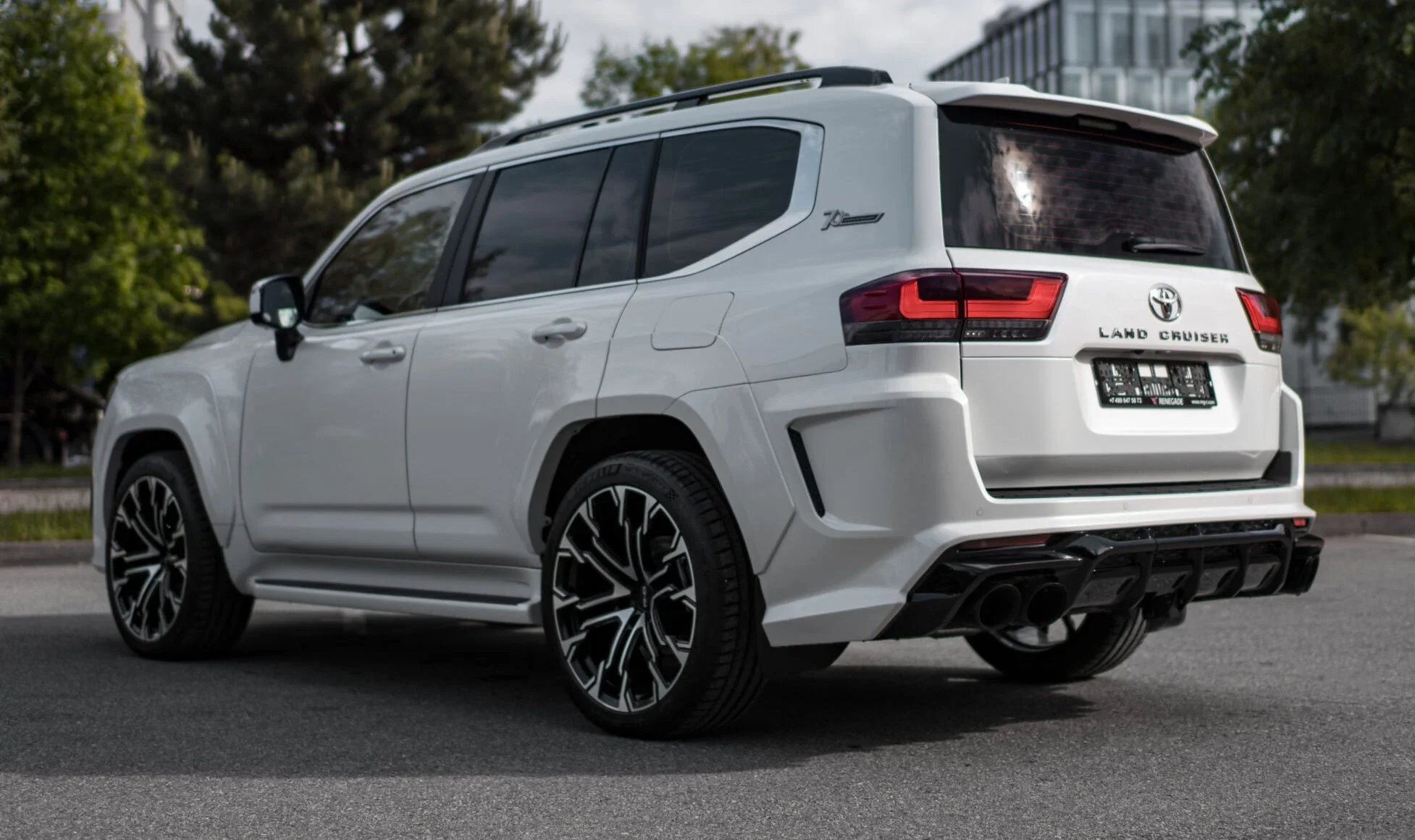 RNG Design Toyota Land Cruiser 300 | Wide-Body Extensions - Image 3